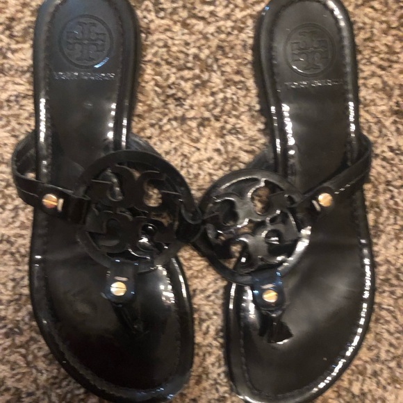 Tory Burch Miller. - Picture 1 of 2